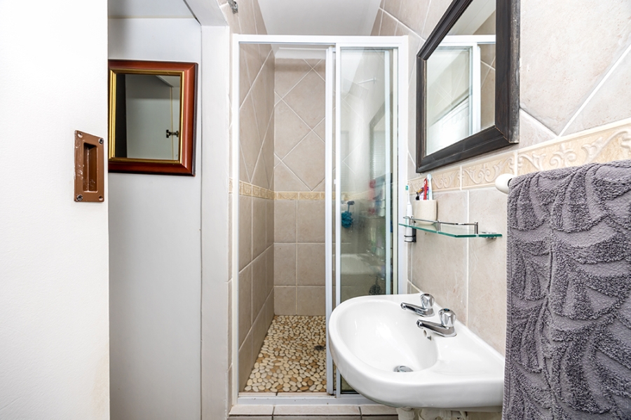 2 Bedroom Property for Sale in Parklands Western Cape